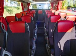 noleggio-autobus-la-valle-trasporti40