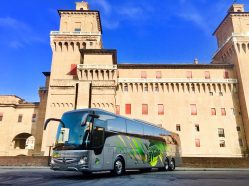 mercedes-tourismo65-la-valle2