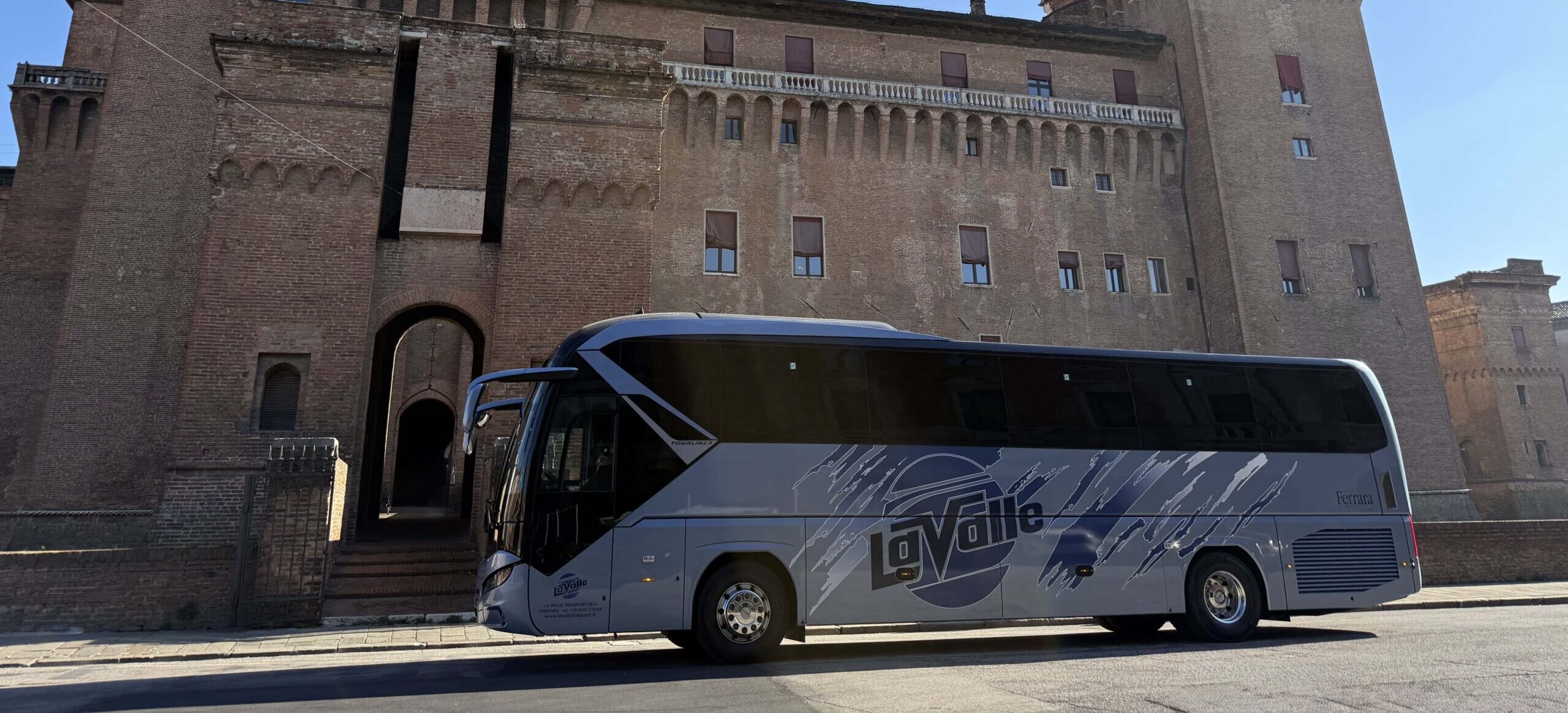 Nuovo Neoplan Tourliner!