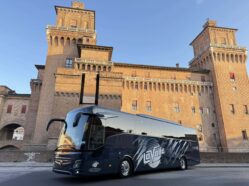 Mercedes New Tourismo_6300